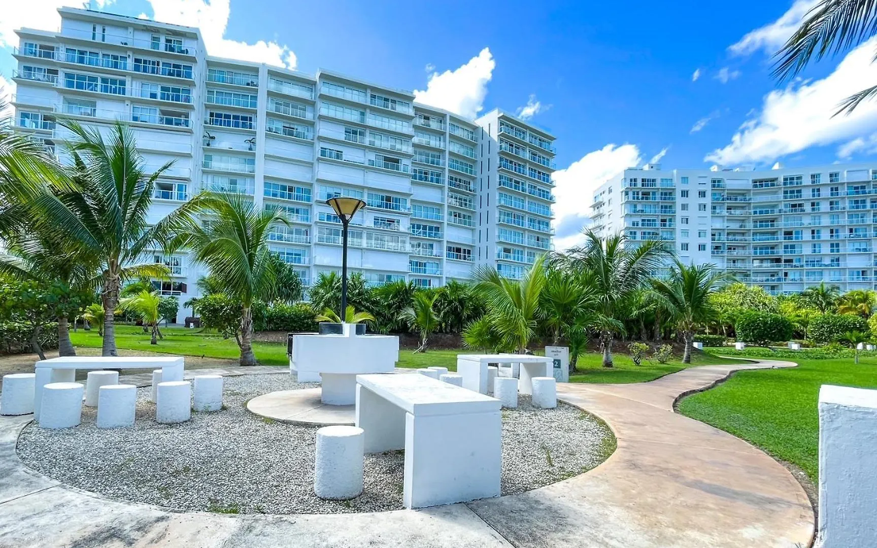 Luxury Apartment Ocean View & Beach Front In The Best Location Of Cancun