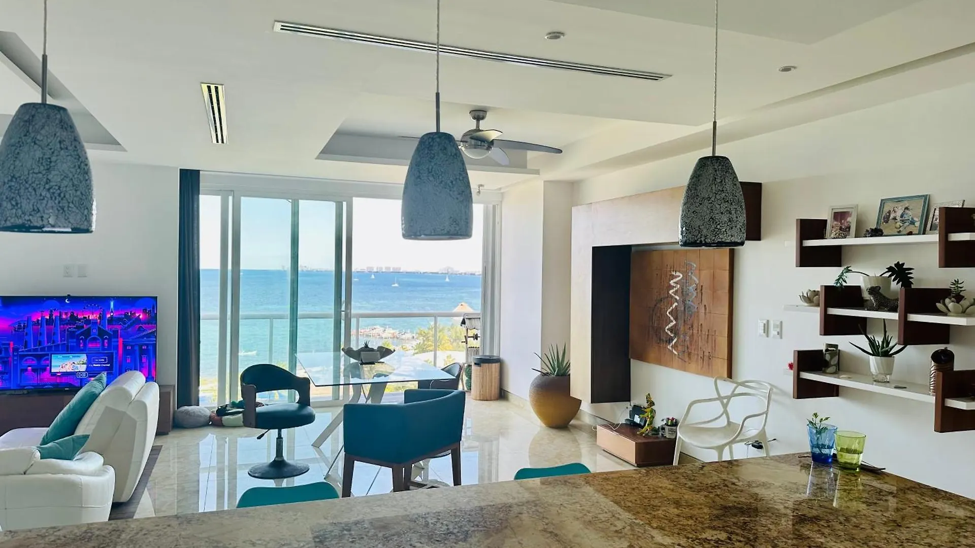 Luxury Apartment Ocean View & Beach Front In The Best Location Of Cancun