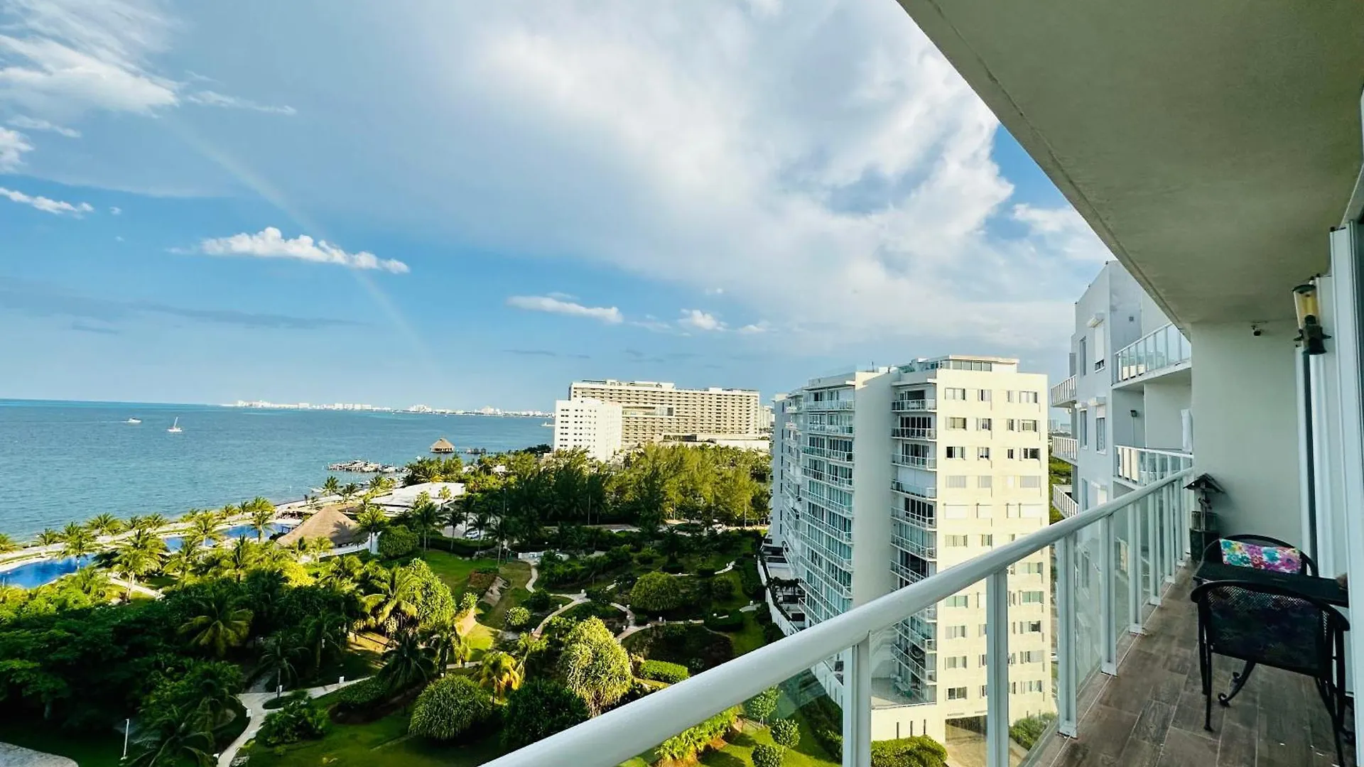 Luxury Apartment Ocean View & Beach Front In The Best Location Of Cancun Mexico