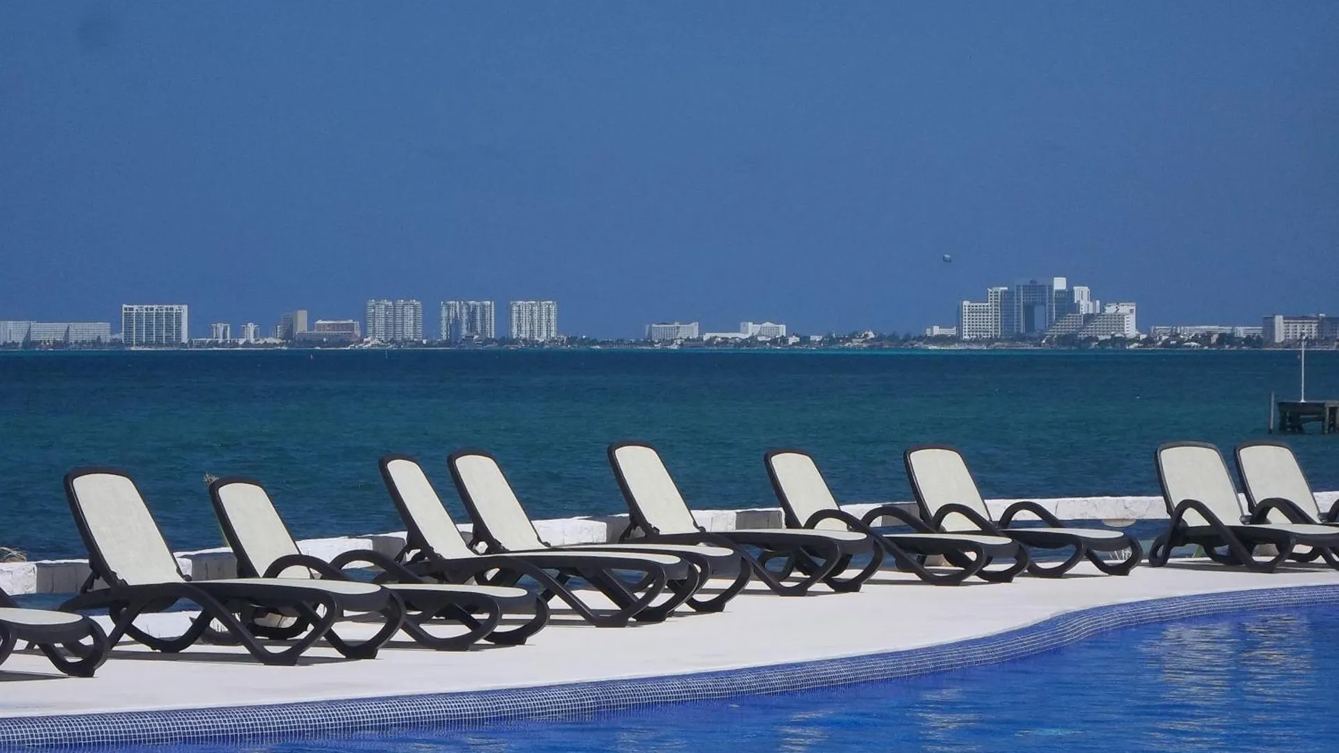 Luxury Apartment Ocean View & Beach Front In The Best Location Of Cancun Mexico