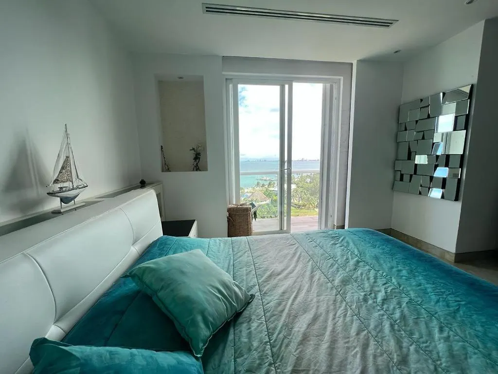 Luxury Apartment Ocean View & Beach Front In The Best Location Of Cancun