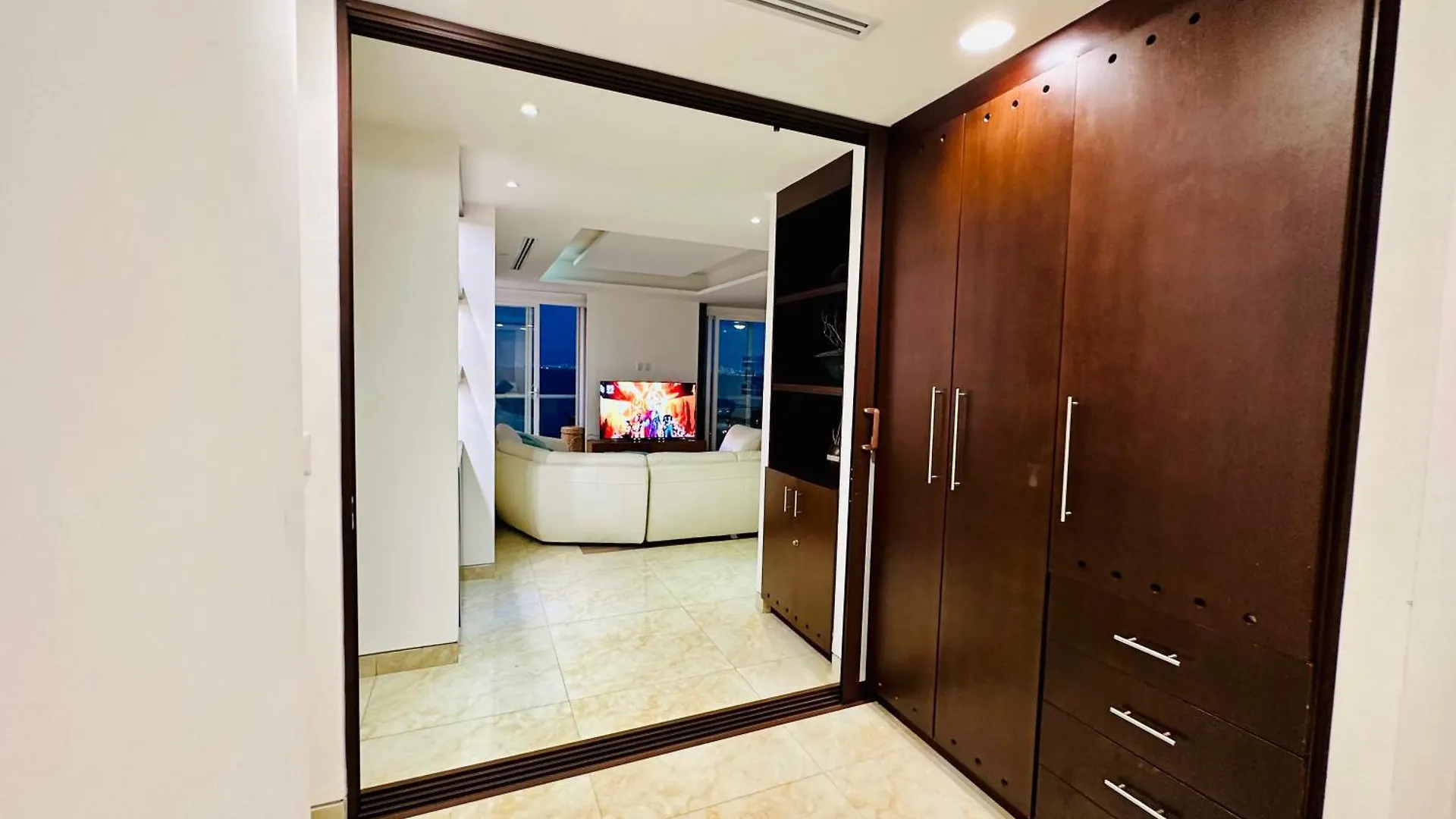 Luxury Apartment Ocean View & Beach Front In The Best Location Of Cancun