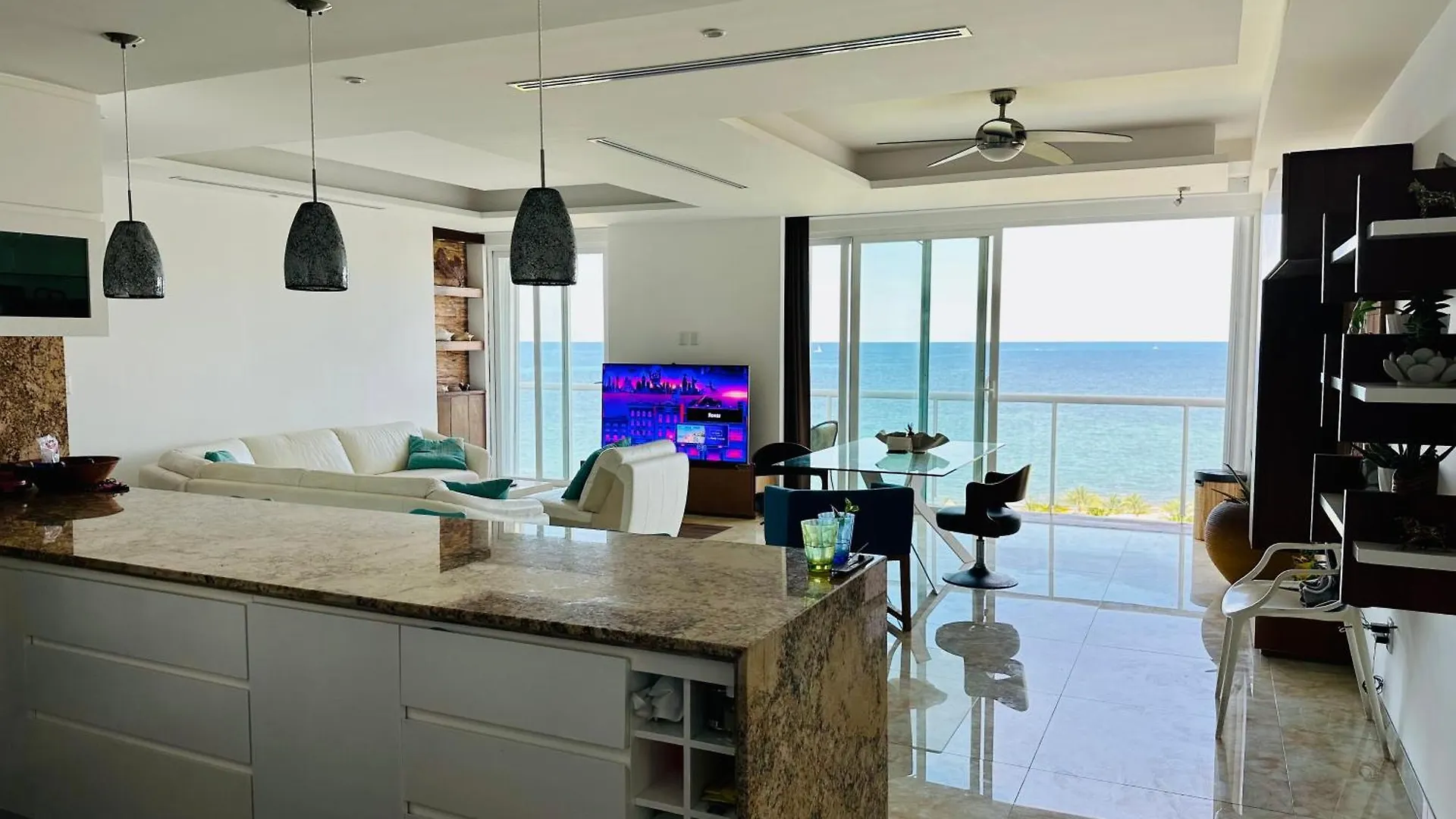 Luxury Apartment Ocean View & Beach Front In The Best Location Of Cancun