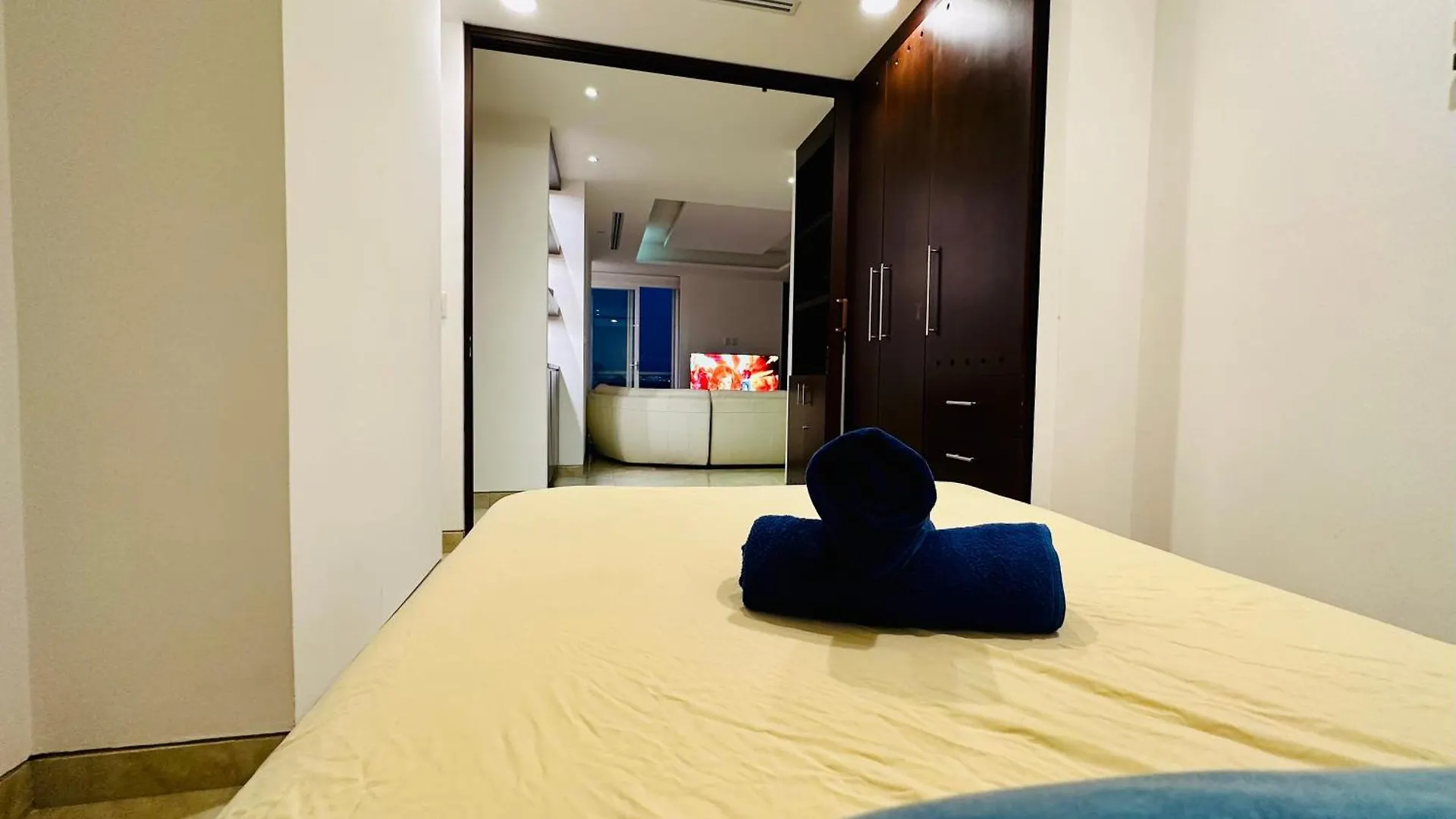 Luxury Apartment Ocean View & Beach Front In The Best Location Of Cancun