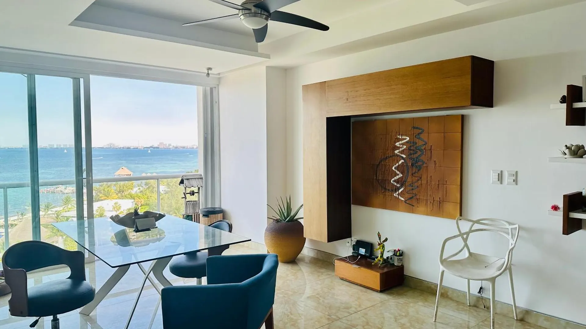 Luxury Apartment Ocean View & Beach Front In The Best Location Of Cancun