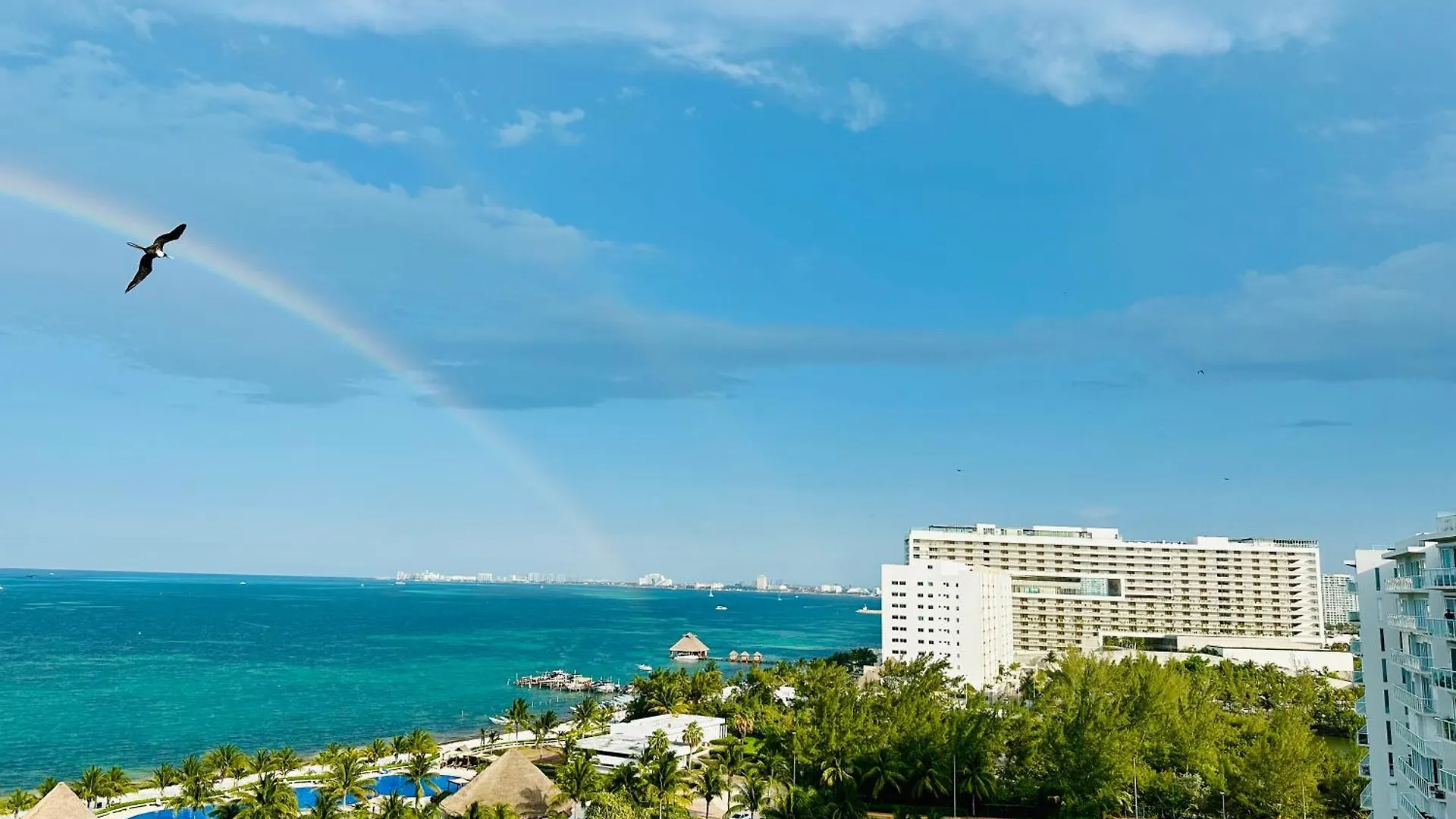 Luxury Apartment Ocean View & Beach Front In The Best Location Of Cancun